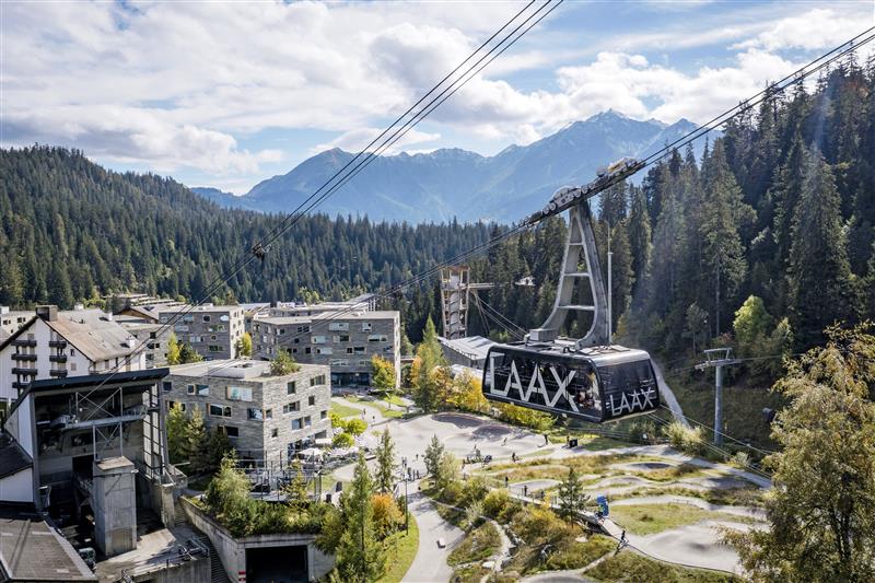 Aussenansicht rocksresort Laax