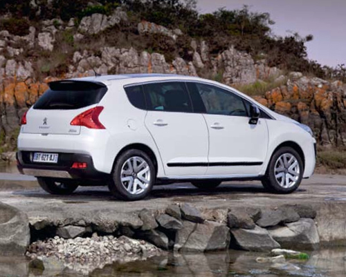 RTEmagicC mobil familienauto peugeot hybrid.jpg
