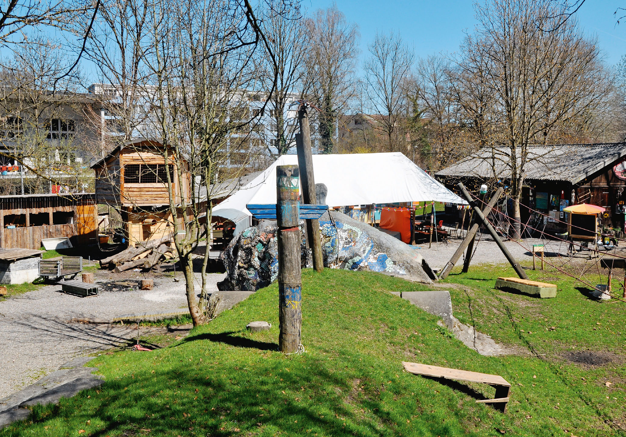 Spielplatz Holzwurm