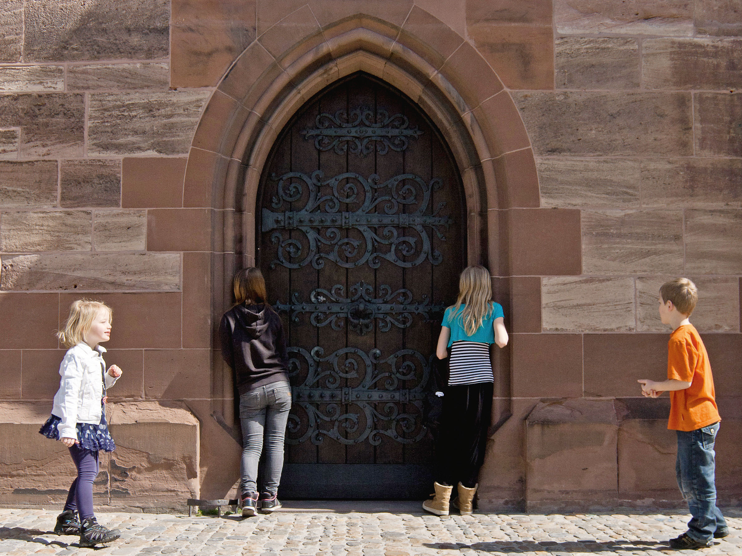 Der Flüsterbogen am Basler Münster