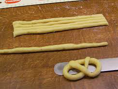 Von Hand geformtes Vanillebretzeli