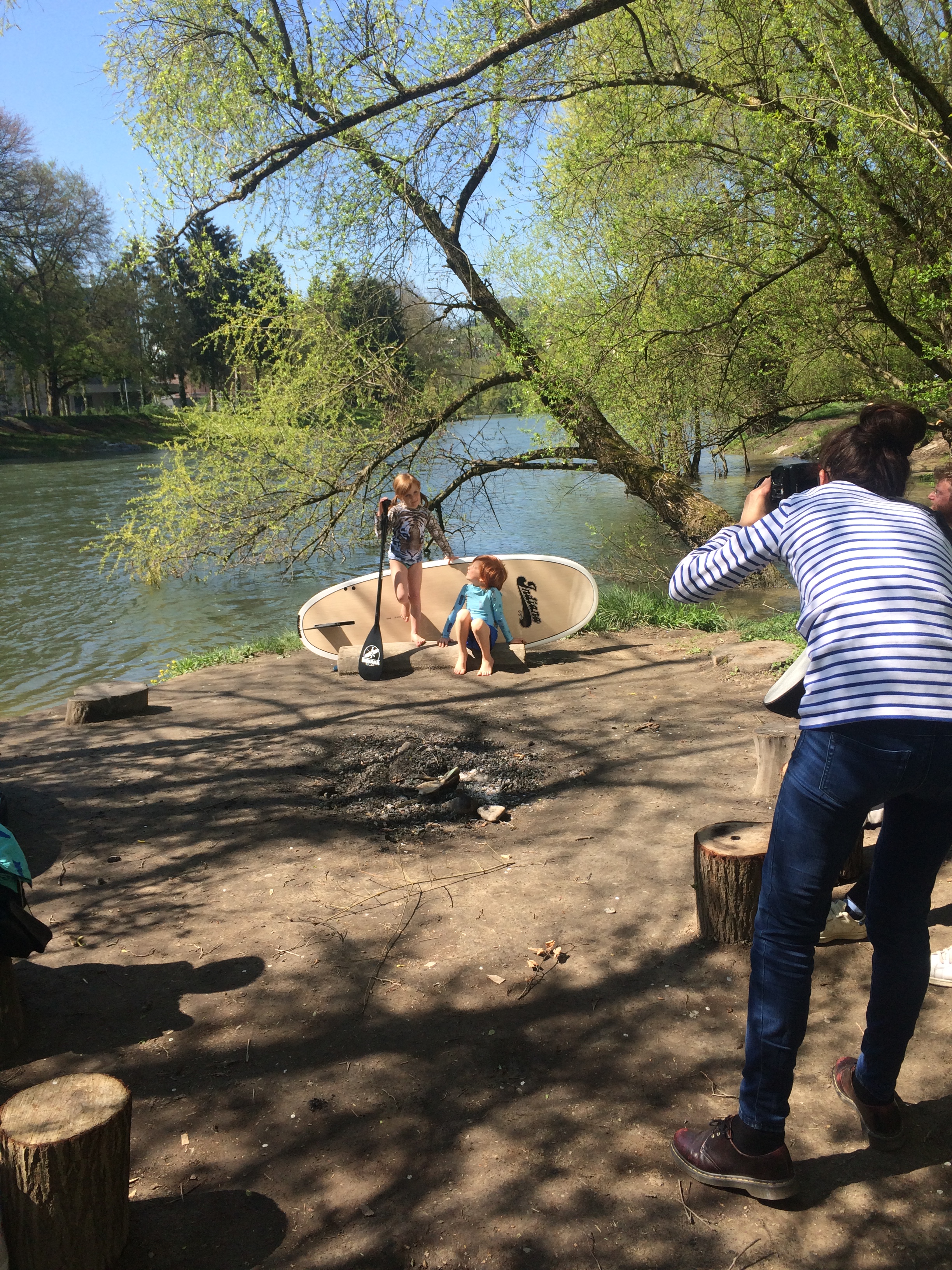 Kinder bei der Werdinsel