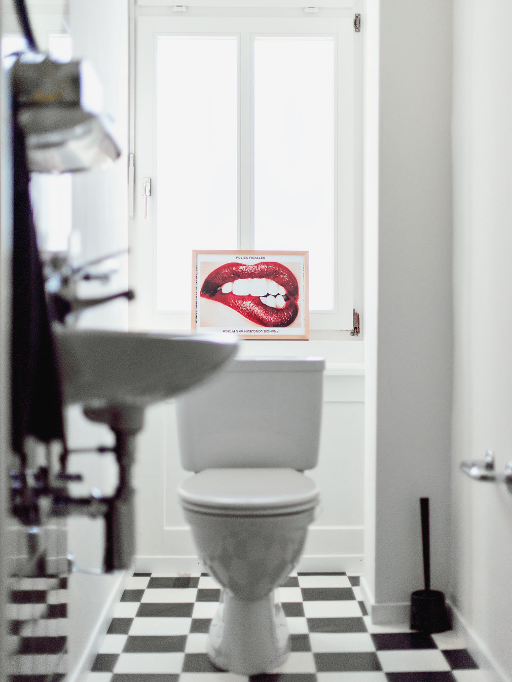 WC mit Lippenbild