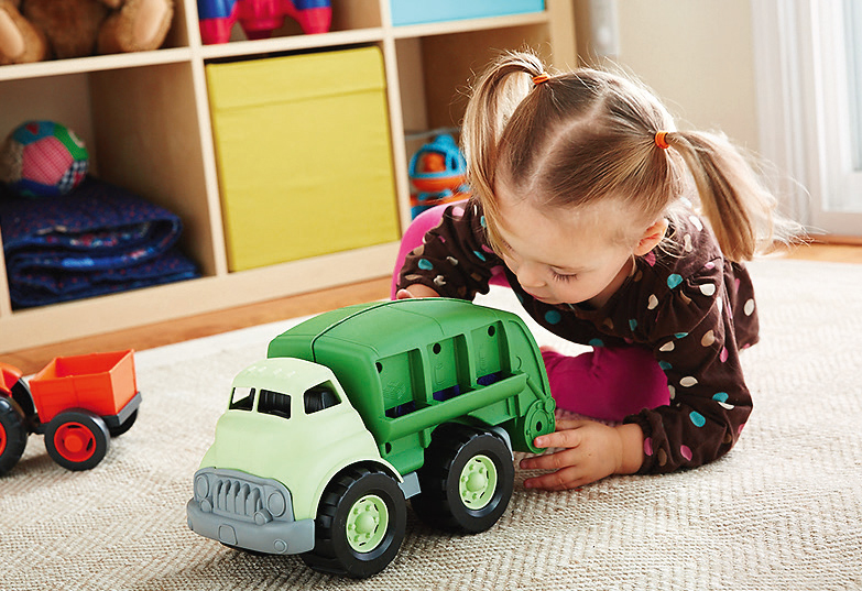 Truck aus rezyklierten Milchflaschen von Green Toys