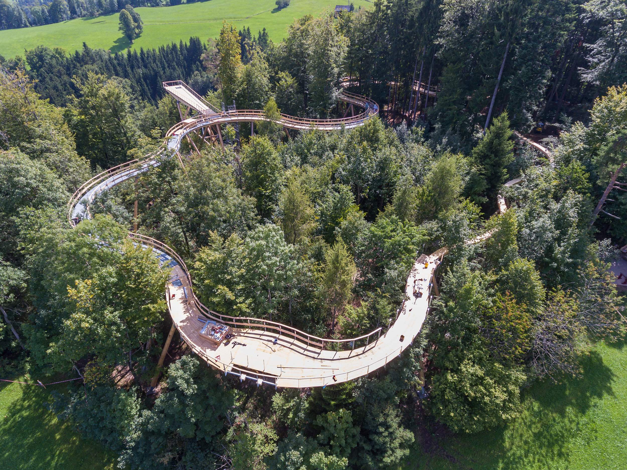 Baumwipfelpfad-Neckertal-Vogelperspektive