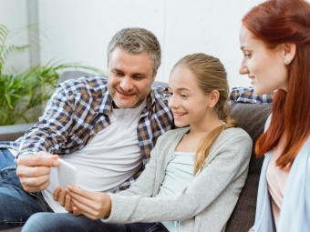 Vater, Tochter, Mutter auf Cauch