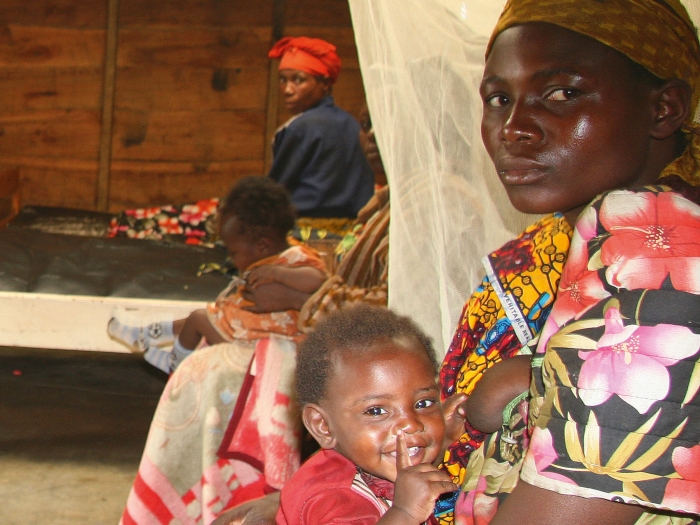 Kongolesische Frau mit Kind