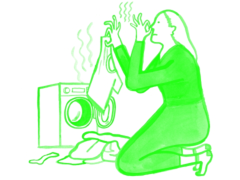 Illustration: Frau wäscht stinkige T-Shirts