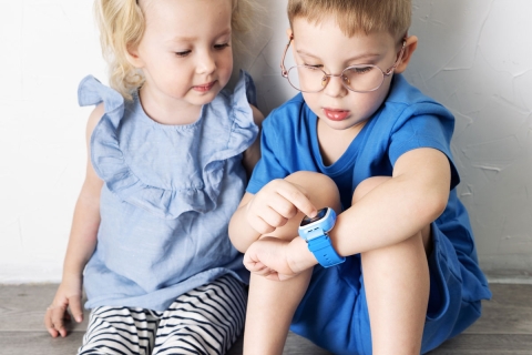 smartwatch-kinder-maedchen-junge