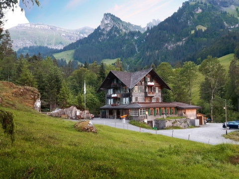 bild-neu-aussen2